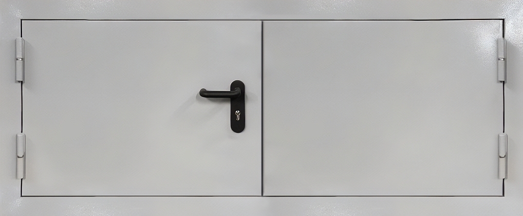 Двустворчатый металлический люк серого цвета